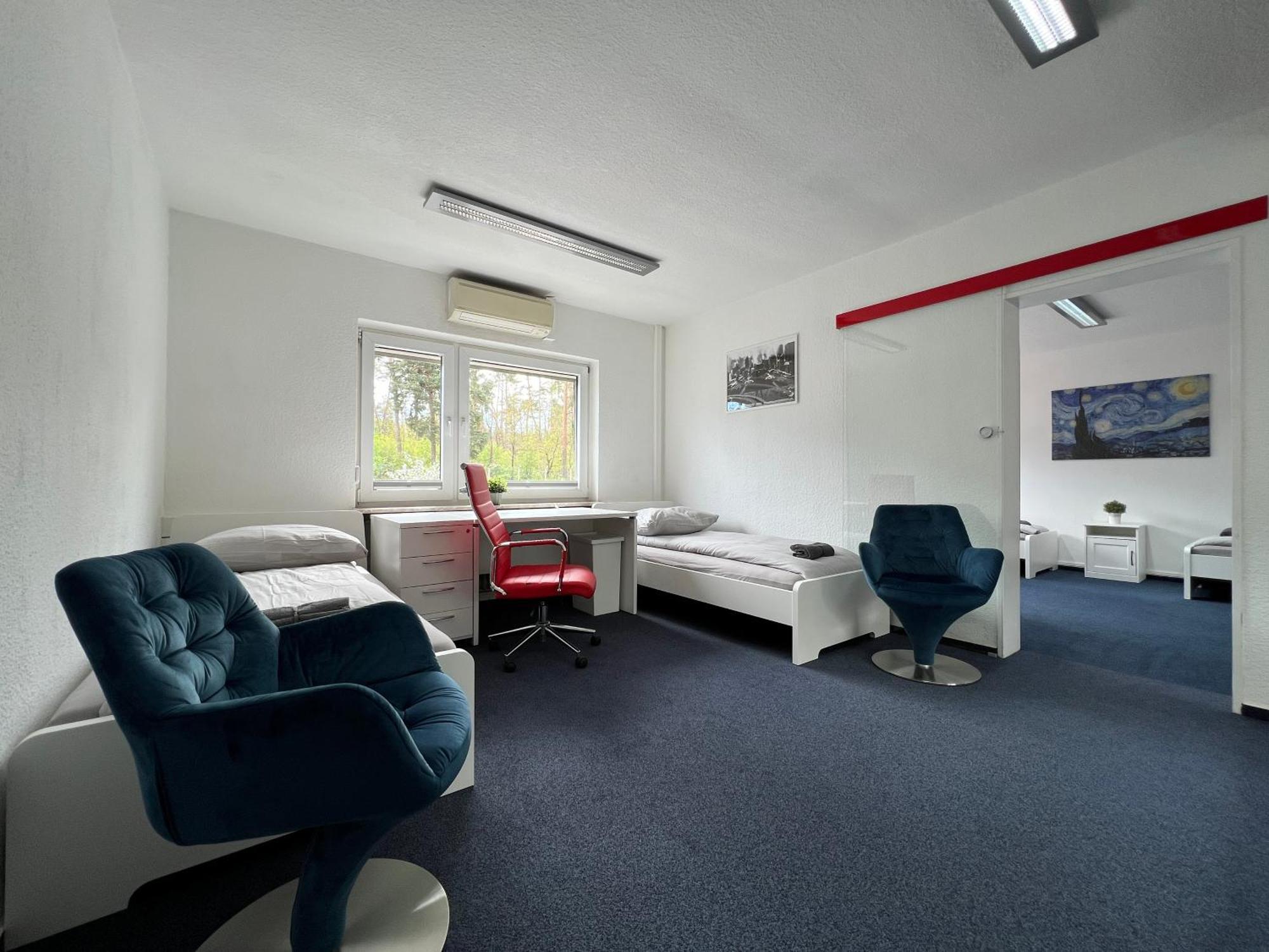 Отель Mieterlux Frankfurt Heusenstamm 46 Экстерьер фото