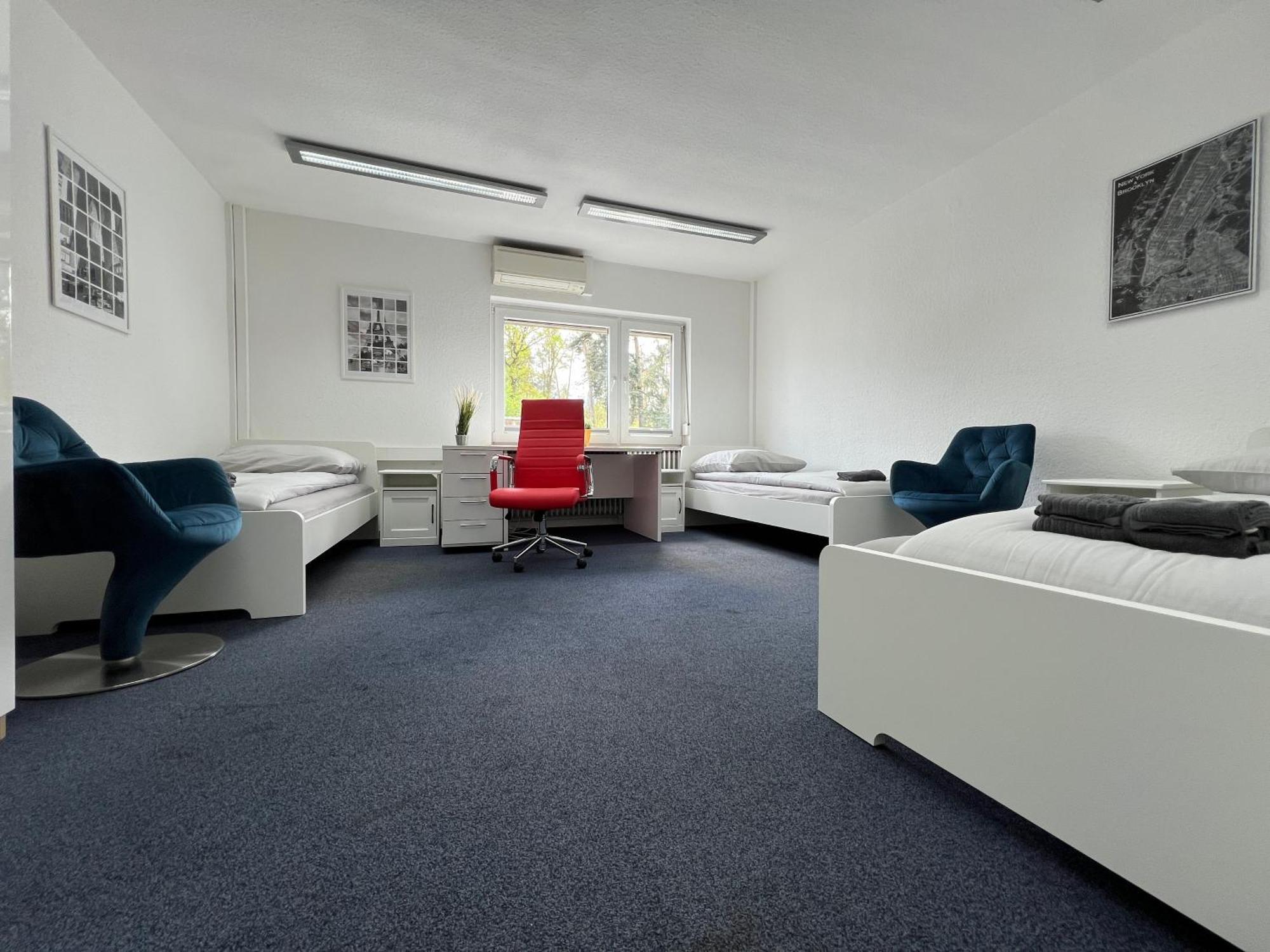 Отель Mieterlux Frankfurt Heusenstamm 46 Экстерьер фото