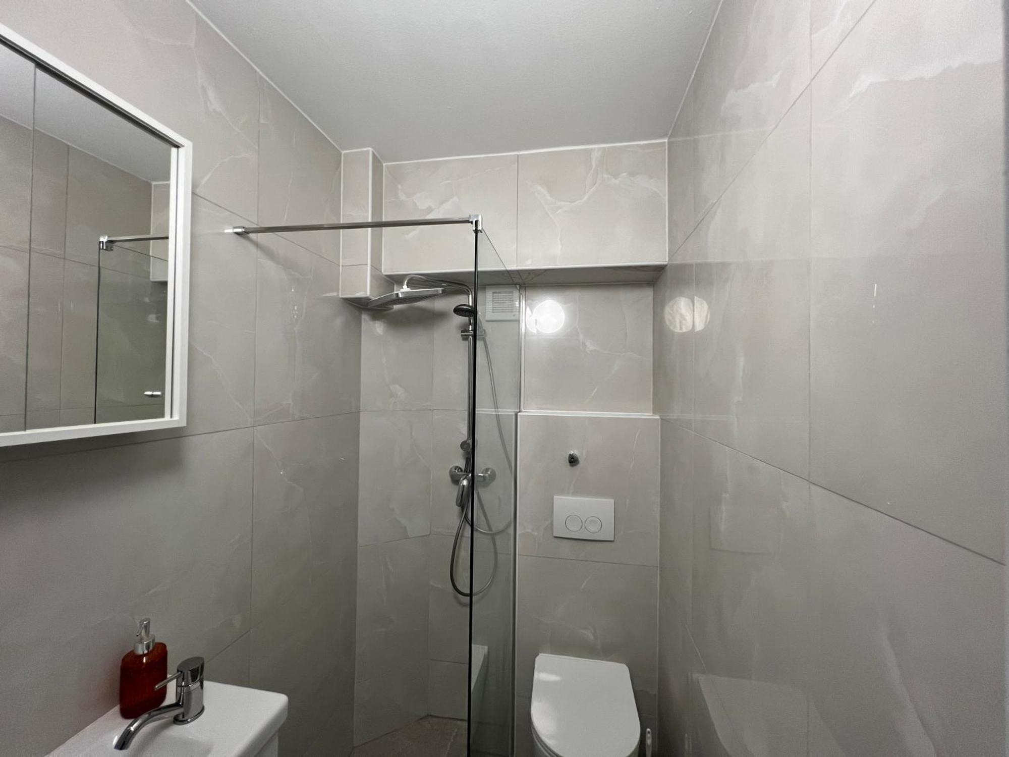 Отель Mieterlux Frankfurt Heusenstamm 46 Экстерьер фото